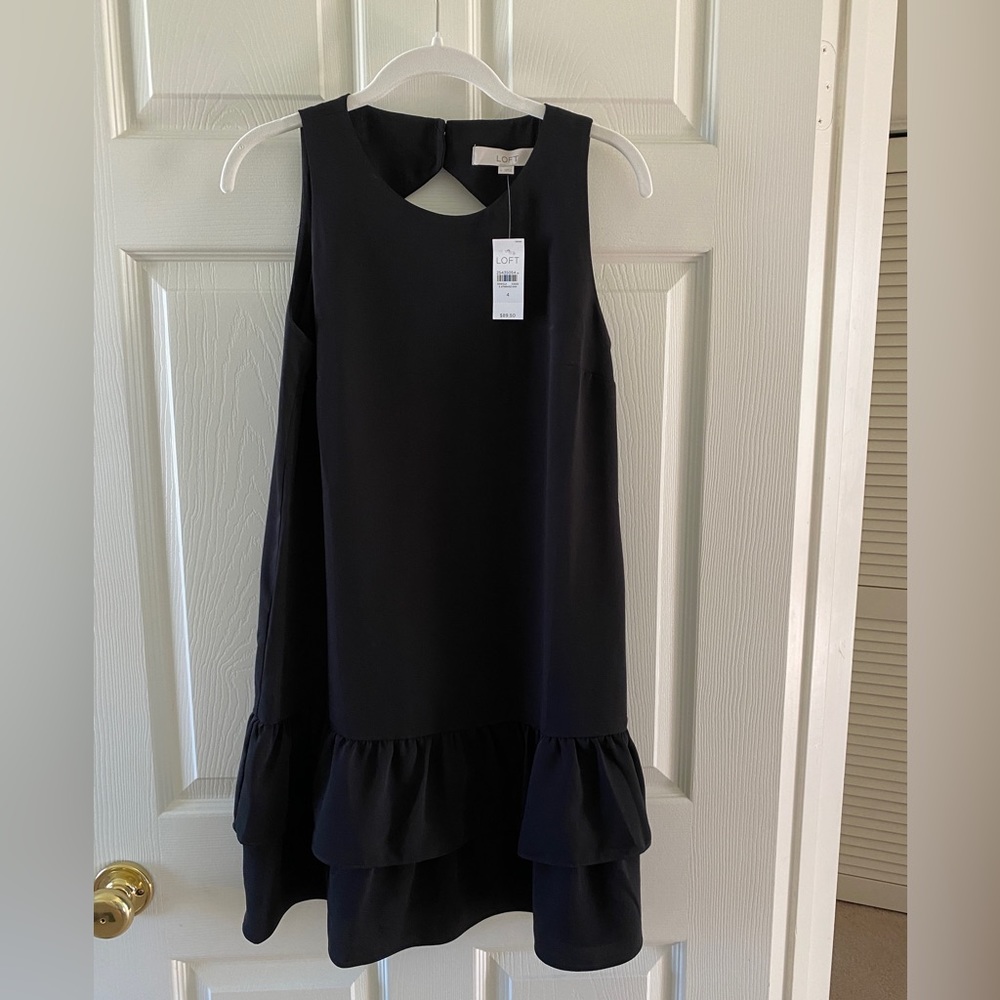 NWT Loft ruffle bottom dress
